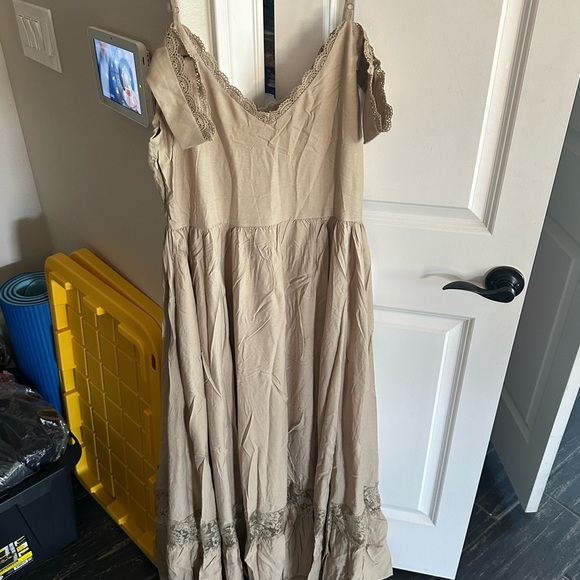 Boho tiered lace insert Maxi Dress - Picture 4 of 4